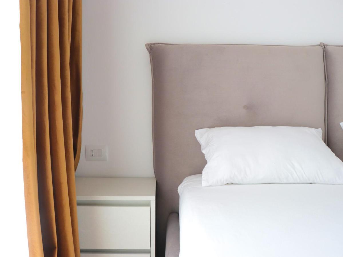 Bed and Breakfast Luxury Rooftop 23 Tirana Exteriér fotografie