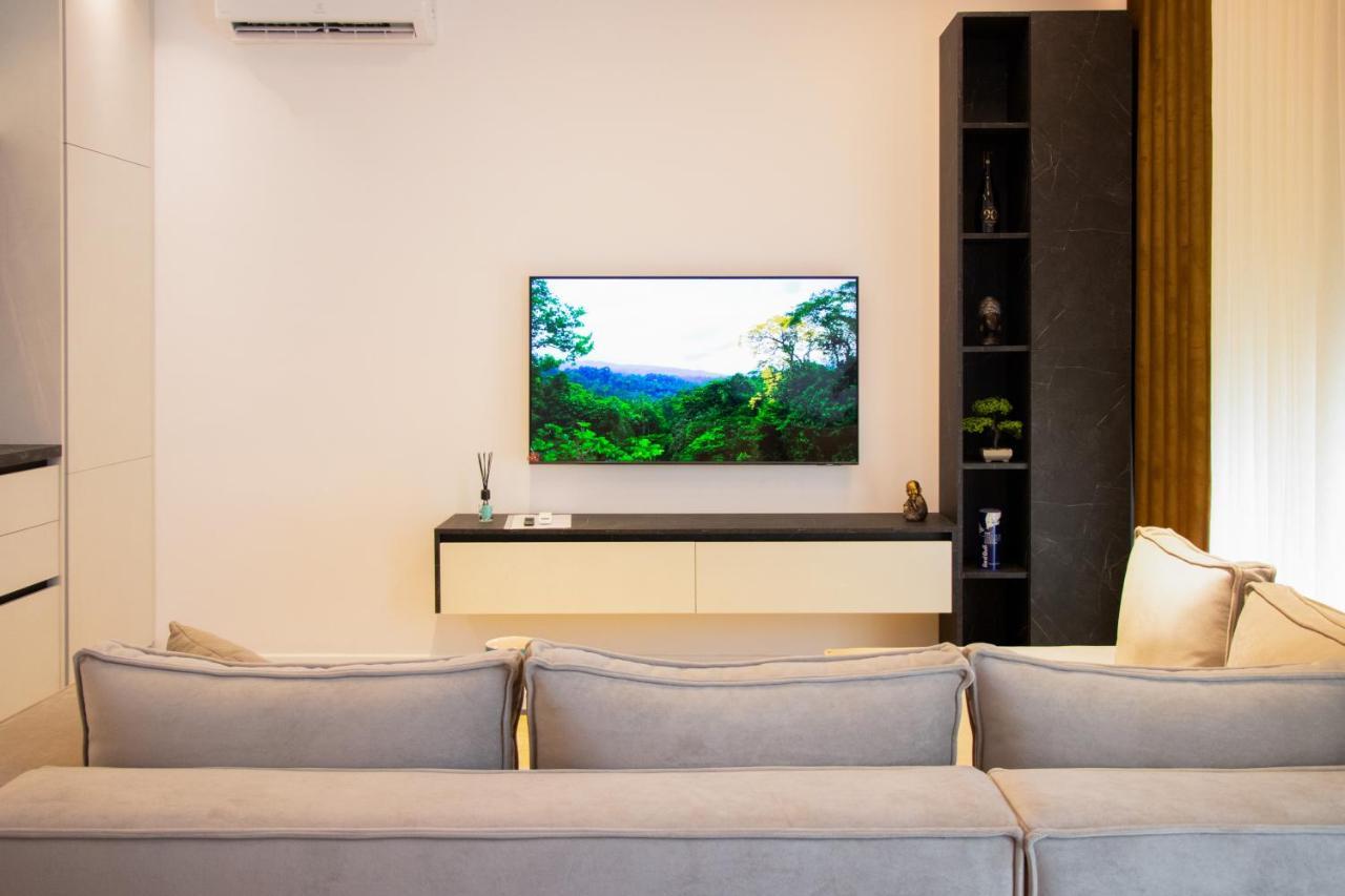 Bed and Breakfast Luxury Rooftop 23 Tirana Exteriér fotografie