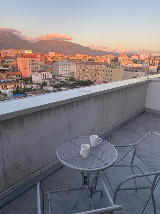 Bed and Breakfast Luxury Rooftop 23 Tirana Exteriér fotografie